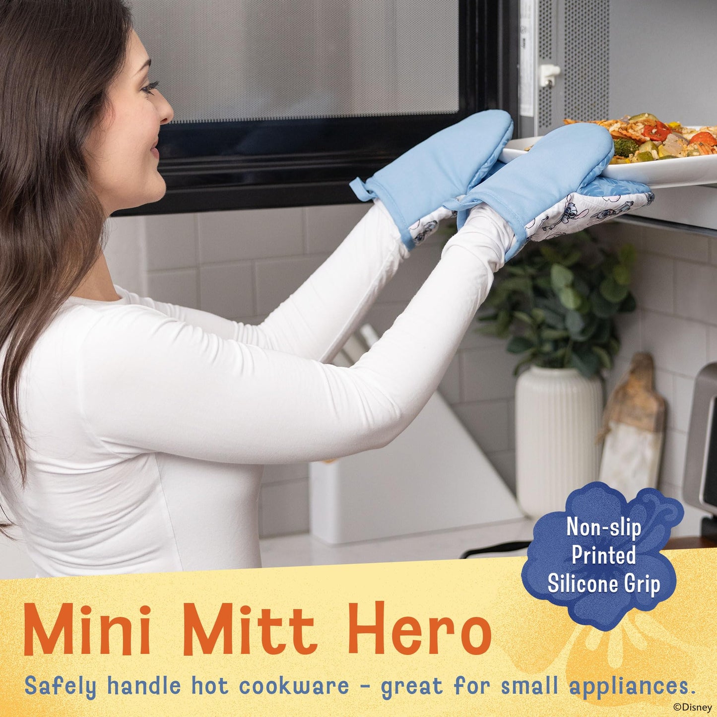 Disney Oven Mitts - 5.5” x 7.5” Heat-Resistant Mini Oven Mitts with Non-Slip Printed Silicone Disney Silhouettes - Pot Holders for Kitchen- Mickey & Minnie, Stich, Winnie the Pooh