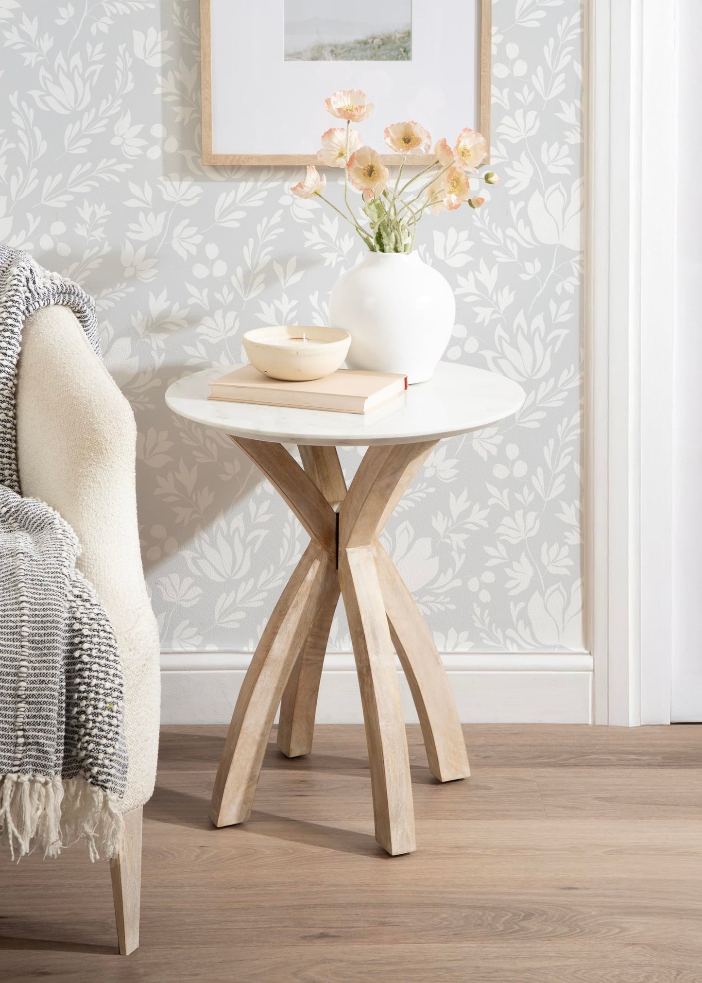Kate and Laurel Soleyn Coastal Wood and Authentic Marble Side Table, 20 x 20 x 24, White Marble and Light Natural, Round Marble End Table for Use as Bedroom Nightstand or Living Room Accent