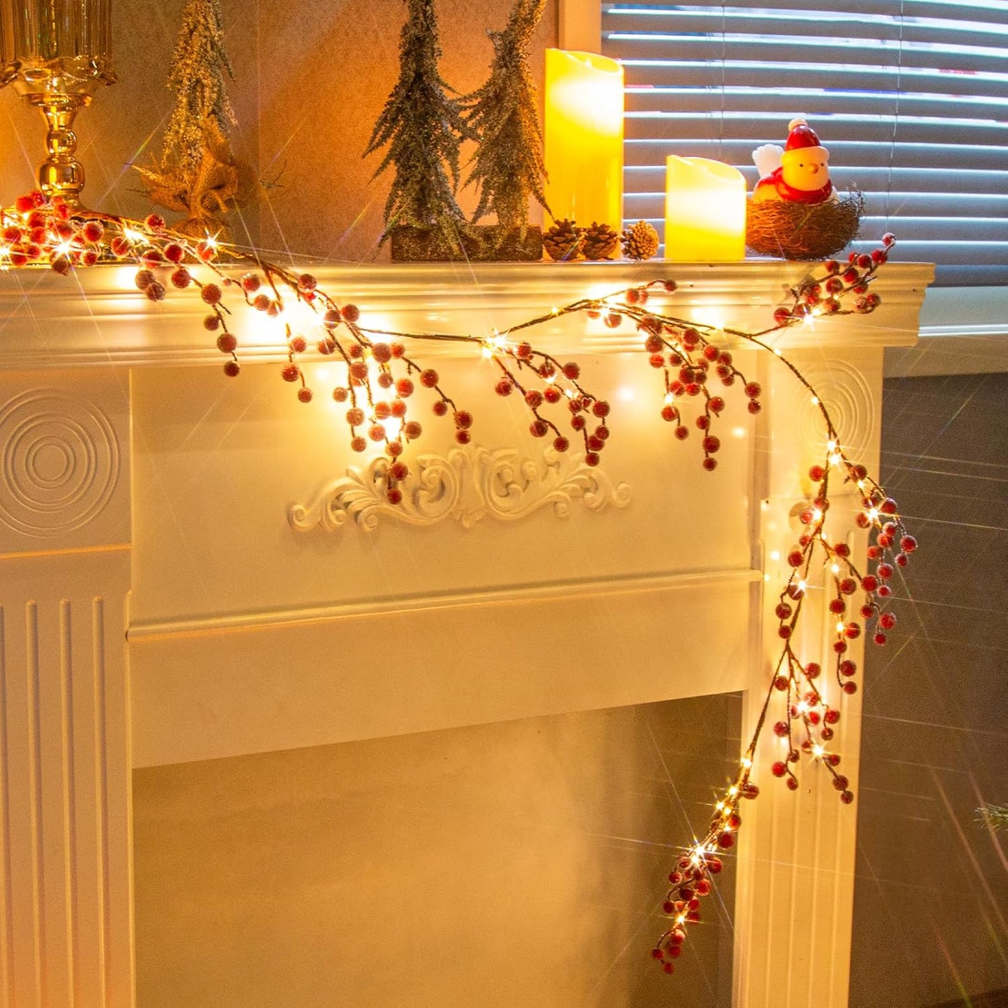 Vanthylit 6FT Red Berry Garland Lights, Battery Operated Christmas Garland with Timer for Holiday Decorations