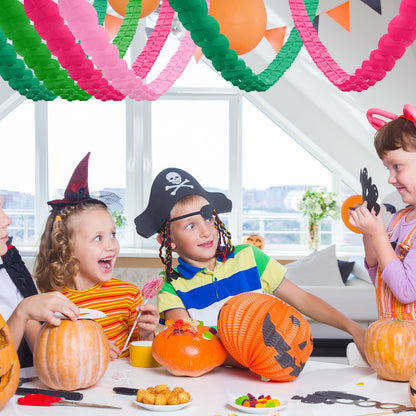 Whaline 16Pcs Halloween Party Decoration Four-Leaf Clover Hanging Banner Pink Green Paper Streamers Garland for Home Princess and Witch Party Wall Window Backdrop