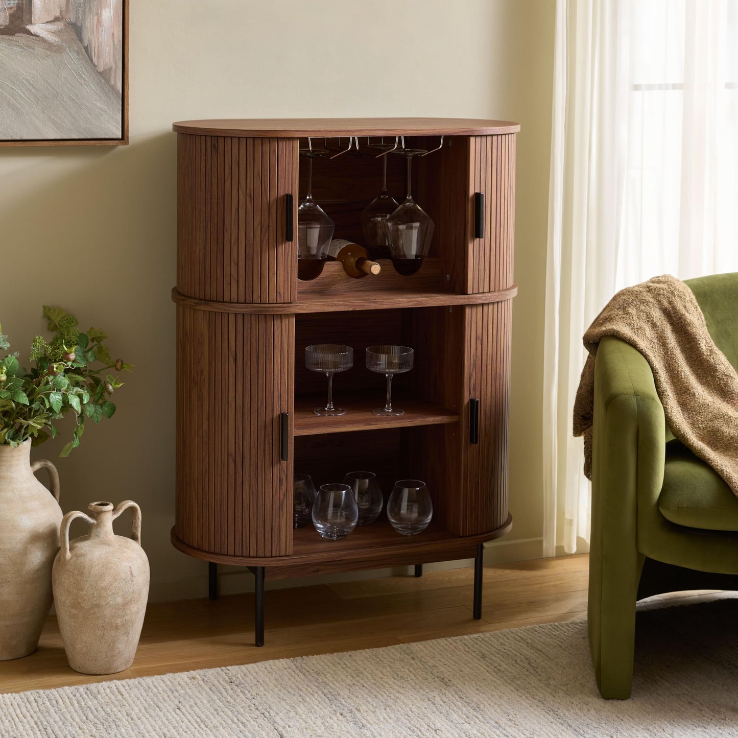 SAFAVIEH Furniture - Erdwing Bar Cabinet - Walnut & Black - Tambour Door Wine & Liquor Storage Cabinet with Glassware Rack - Ideal for Living Room, Home Bar, Dining Space (BCT3100A)