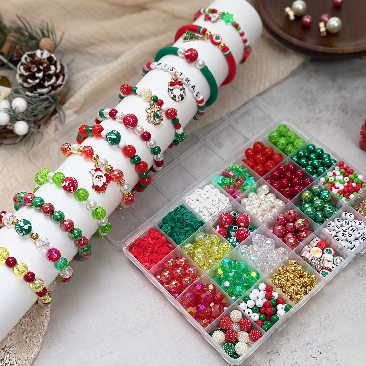 LLchunyun 1449PCS Christmas Beads for Bracelets Making Kit, Christmas Charms Red Green Beads for Jewelry Making Assorted Acrylic Crystal Round Pearl Star Spacer Clay Bead for Necklace Keychain Making