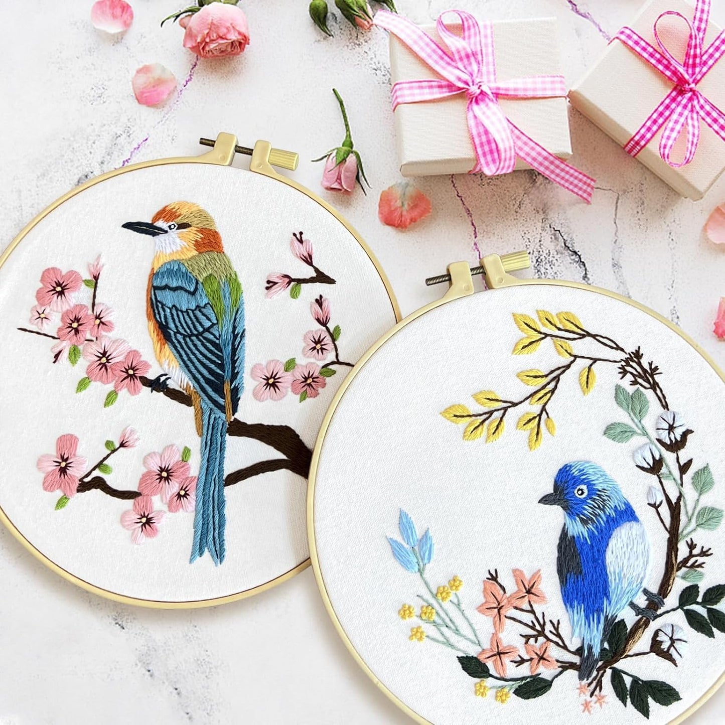 ERKOON 4 Sets Embroidery Kit for Beginners,Hummingbird and Flower Cross Stitch Set for Include Embroidery Cloth Hoops Threads for Craft Lover Hand Stitch (Flowers and Birds)