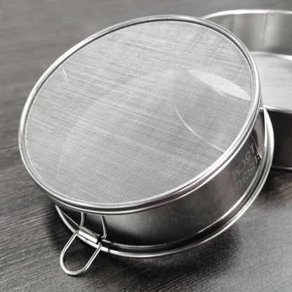 SWZHAI Flour Sifter for Baking 2 Pack, Round Flour Sifter Stainless Steel 6 Inch 60 Mesh and 8 Inch 40 Mesh Sieve Fine Meshs Flours Sieve Set for Baking Cake Bread Pastries