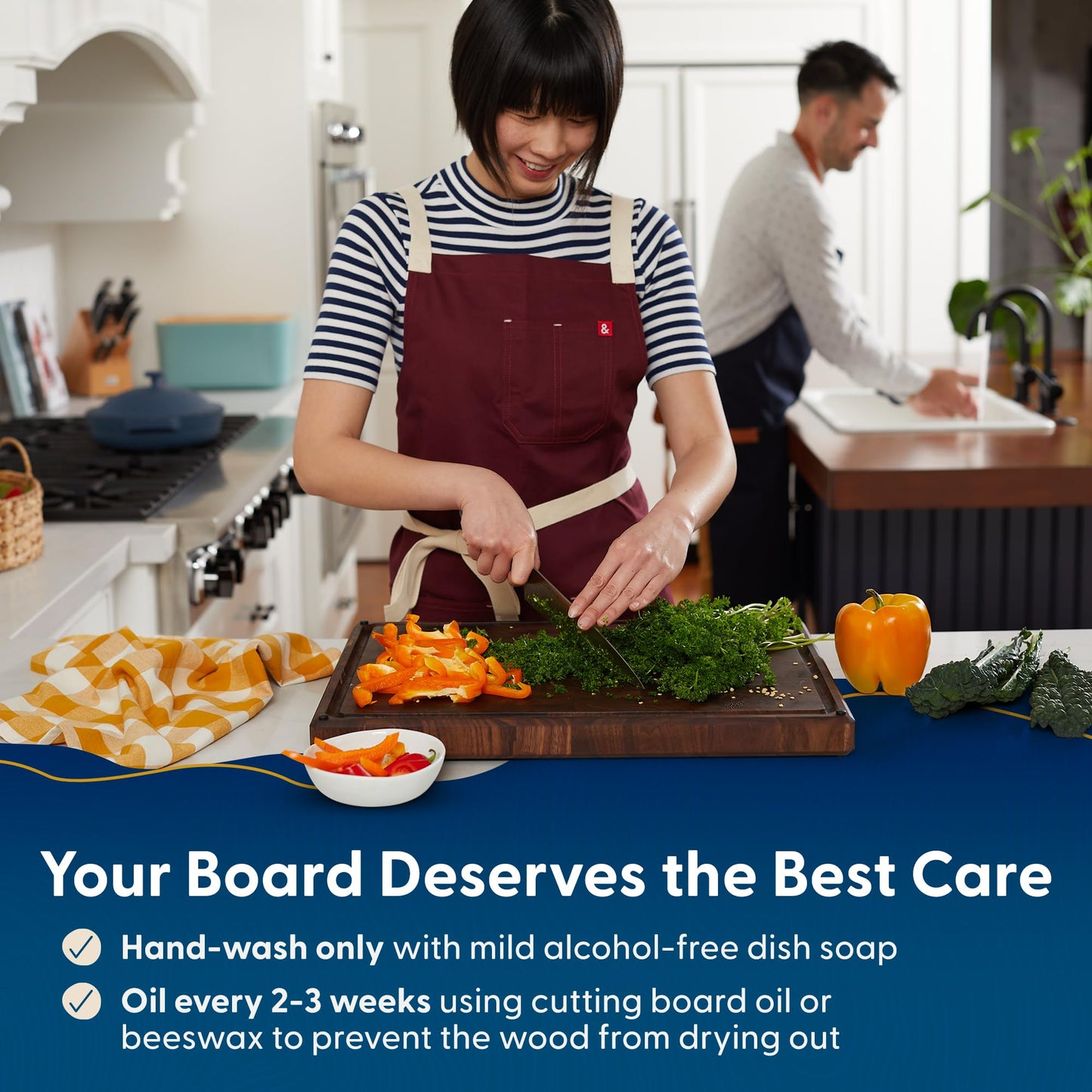Sonder Los Angeles Welton Cutting Board Made in USA | Black Walnut End Grain Cutting Board for Kitchen with Non-Slip Feet & Juice Groove | Gift Box Included | 20x15x1.5 in