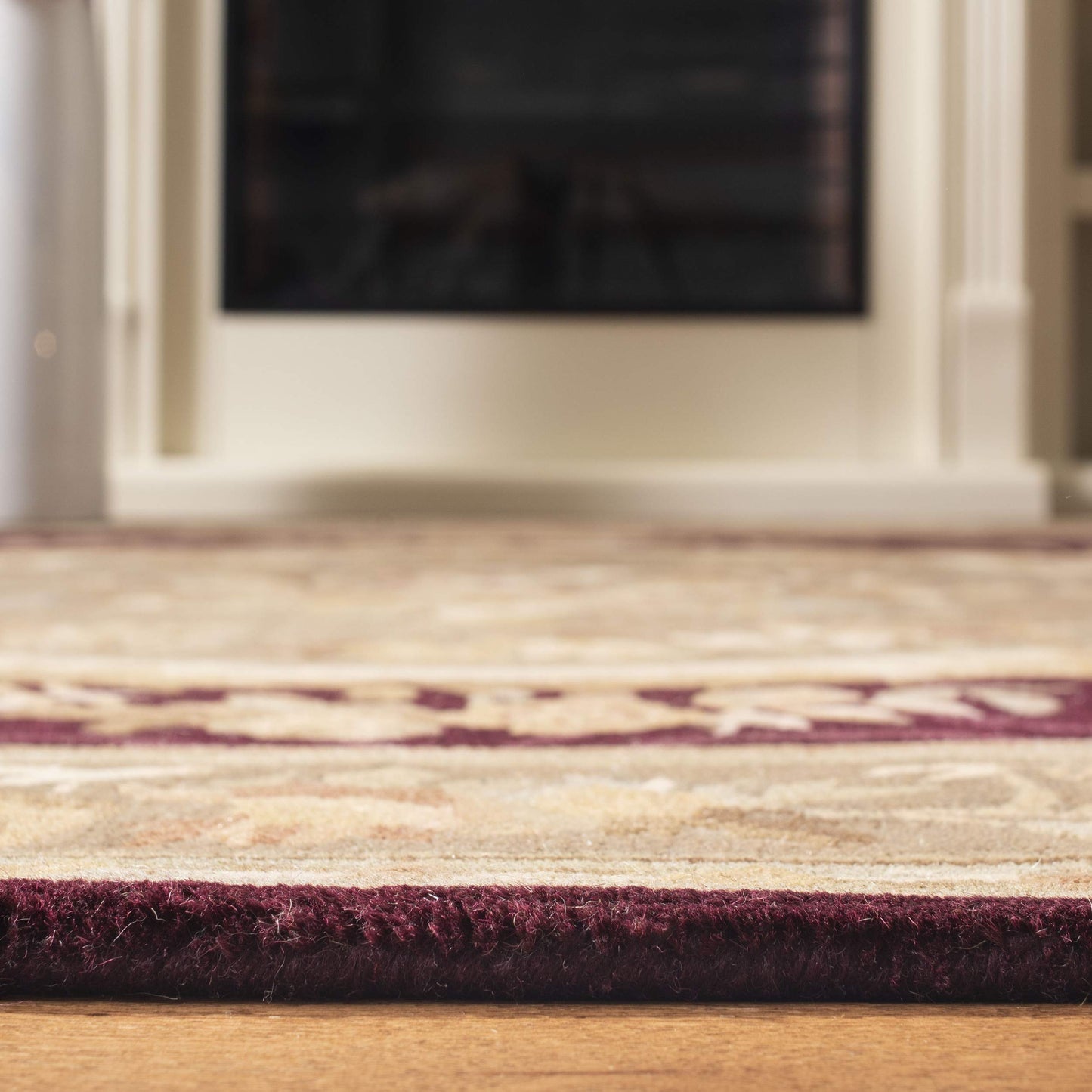 SAFAVIEH Empire Collection 5' x 8' Dark Red / Dark Beige EM414A Handmade Traditional European Premium Wool Area Rug