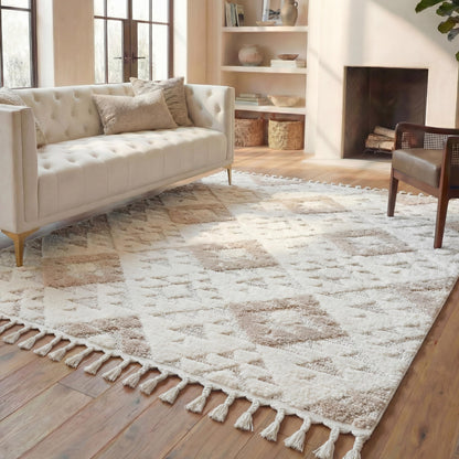 SAFAVIEH Area Rug 8x10 - Moroccan Tassel Shag Collection - Large - Ivory & Beige, Non-Shedding & Easy to Clean, Plush High-Low Texture, Ideal for Living Room, Bedroom, Dining Space (MTS688B)