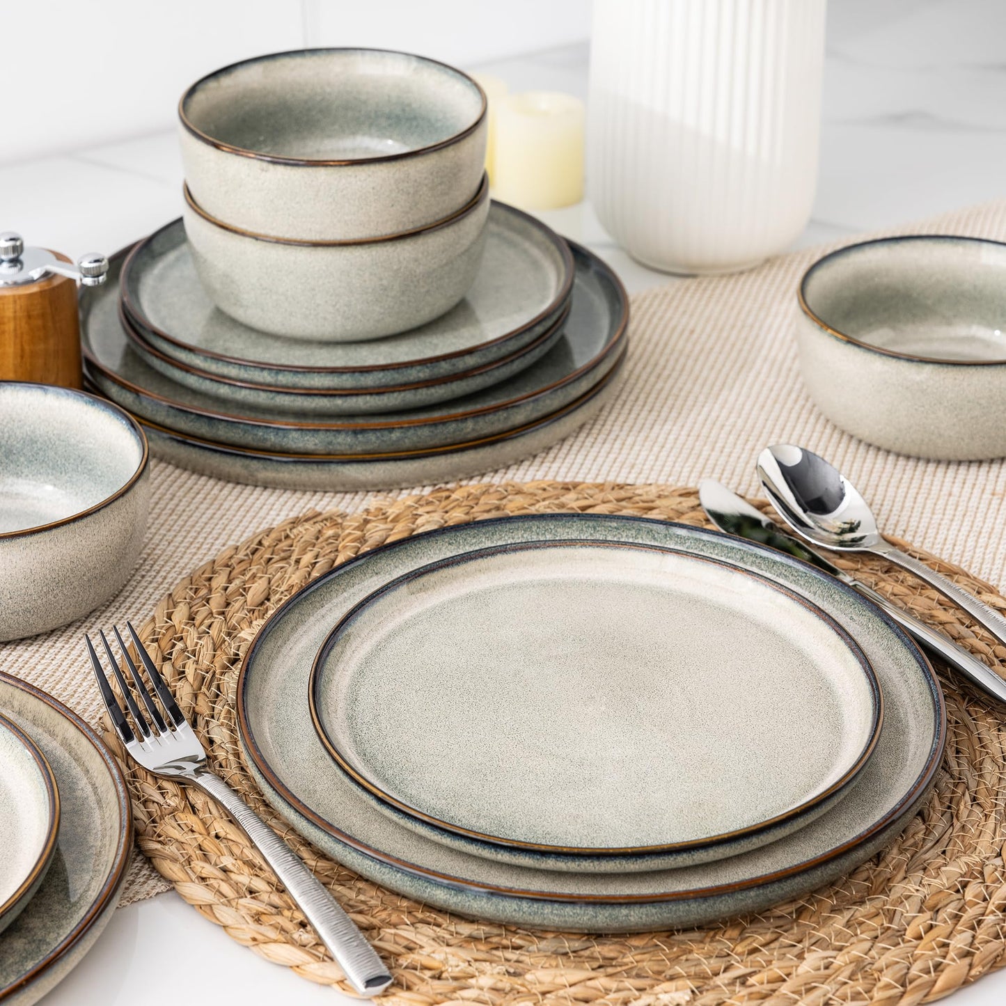 GBHOME Ceramic Dinnerware Sets for 4, 12 Pieces Stoneware Plates and Bowls Sets, Reactive Glaze Dishes -Scratch Resistant, Dishwasher&Microwave Safe, Green Wheat