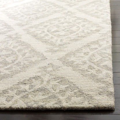SAFAVIEH Area Rug 8x10 - Micro-Loop Collection - Large - Light Grey, Handmade Wool, Trellis Pattern, Ideal for Living Room, Bedroom, Office, Dining Space (MLP210A)