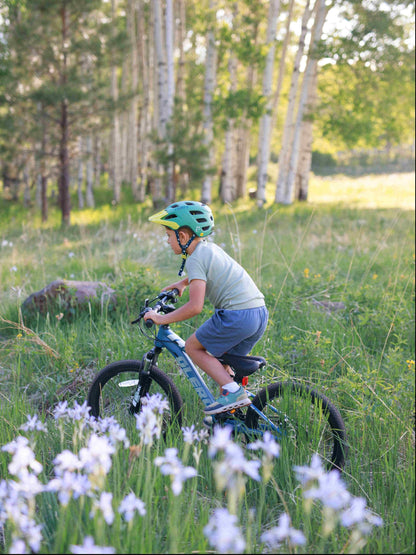Glerc 24 Inch Kids Bike, Kids Mountain Bike for Boys and Girls Ages 6-10, 21-Speed Skyline Bicycle with Front Suspension and Disc Brakes, Blue