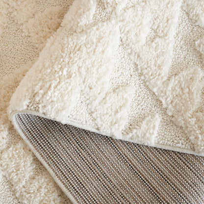 SAFAVIEH Area Rug 8x10 - Moroccan Tassel Shag Collection - Large - Ivory, Non-Shedding & Easy to Clean, Plush High-Low Texture, Ideal for Living Room, Bedroom, Dining Space (MTS688C)