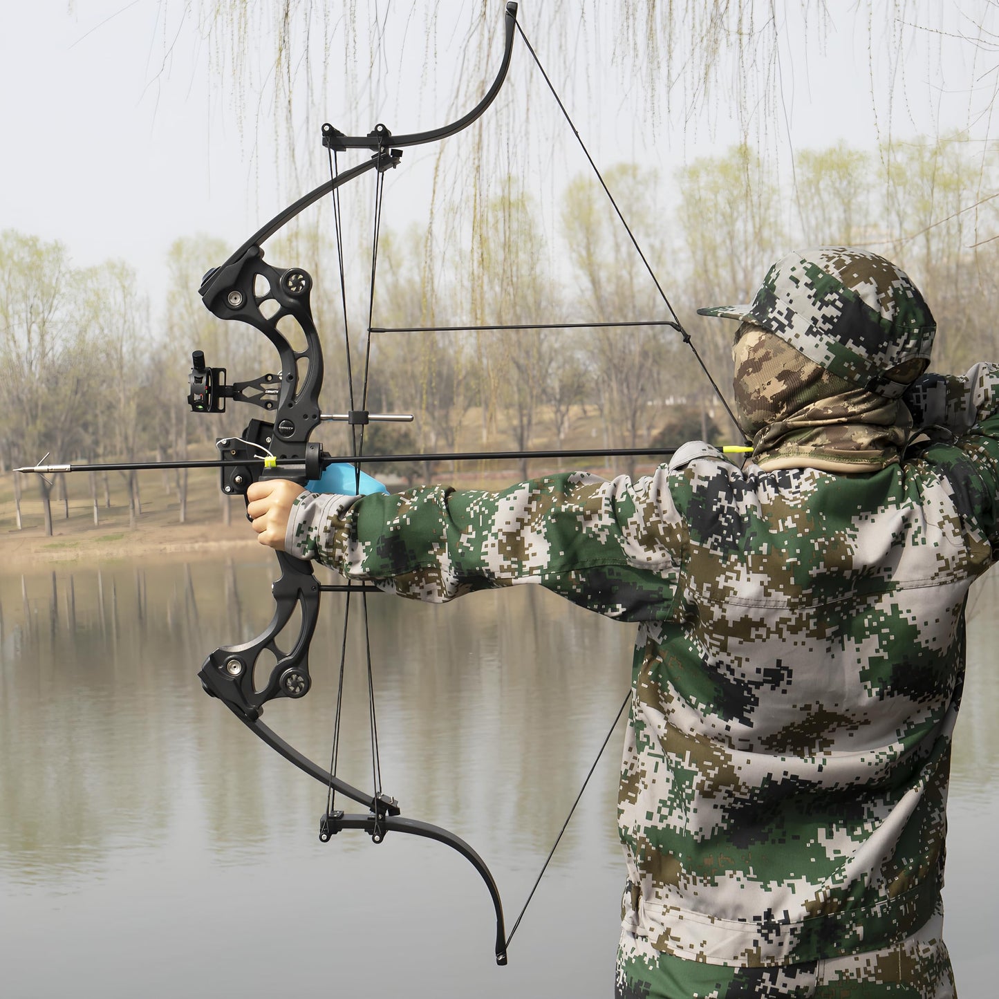 Bowfishing Bow Recurve Bow 30-45 Lbs Adjustable American Hunting Bow Compound Bow for Outdoor Hunting Shooting Fishing Right Hand (Black)