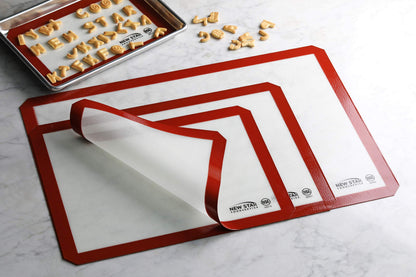 New Star Foodservice 36657 Commercial Grade Silicone Baking Mat Non Stick Pan Liner, 14 x 20 inch (Two-Thirds Size)