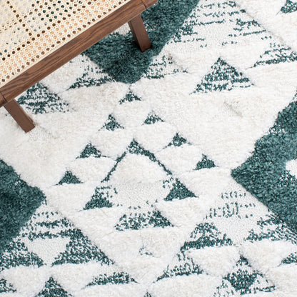SAFAVIEH Area Rug 8x10 - Moroccan Tassel Shag Collection - Large - Green & Ivory, Non-Shedding & Easy to Clean, Plush High-Low Texture, Ideal for Living Room, Bedroom, Dining Space (MTS688Y)