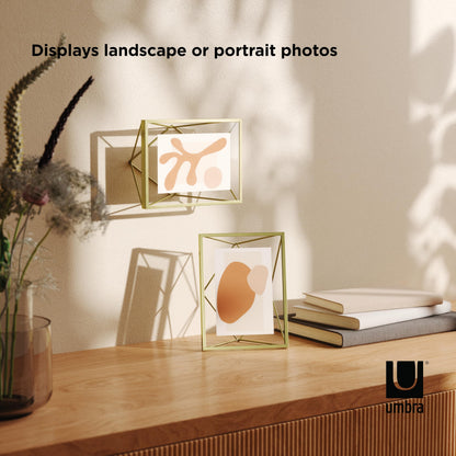 Umbra Prisma 4x6 Picture Frame, Metal Floating Wall or Desk Photo Display for Pictures, Art, Illustrations, and More, Brass