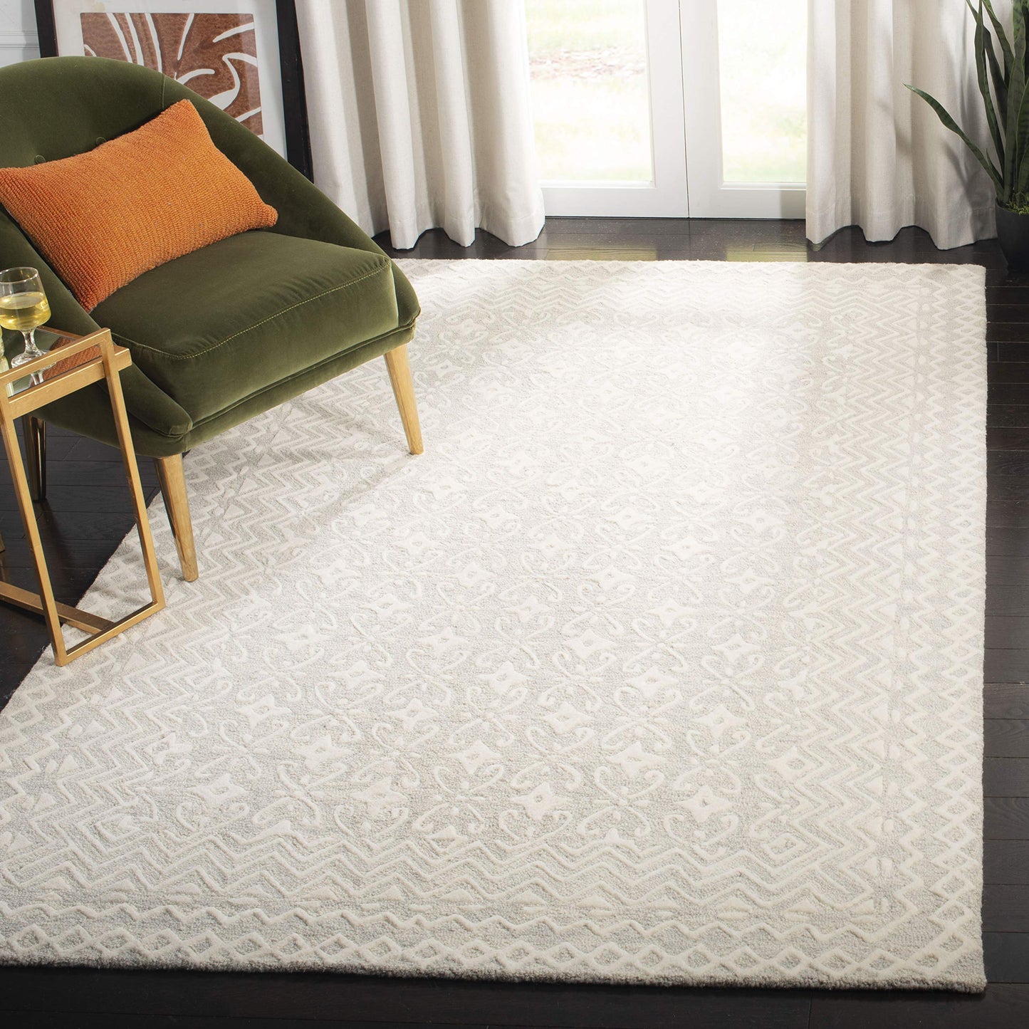 SAFAVIEH Blossom Collection Area Rug - 6' x 9', Grey & Ivory, Handmade Wool, Ideal for High Traffic Areas in Living Room, Bedroom (BLM114F)