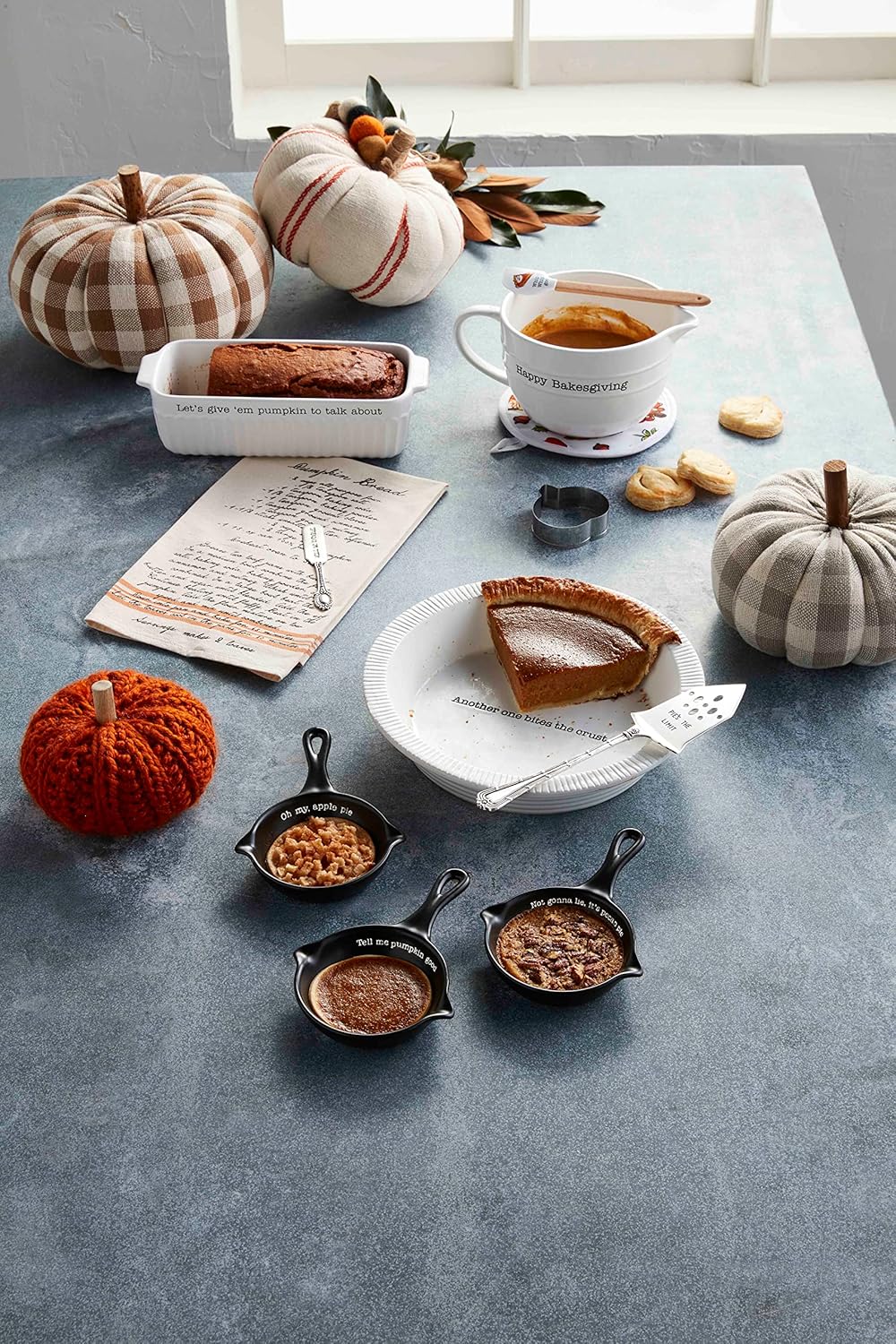 Mud Pie Circa Pie Plate with Server - White/Silver