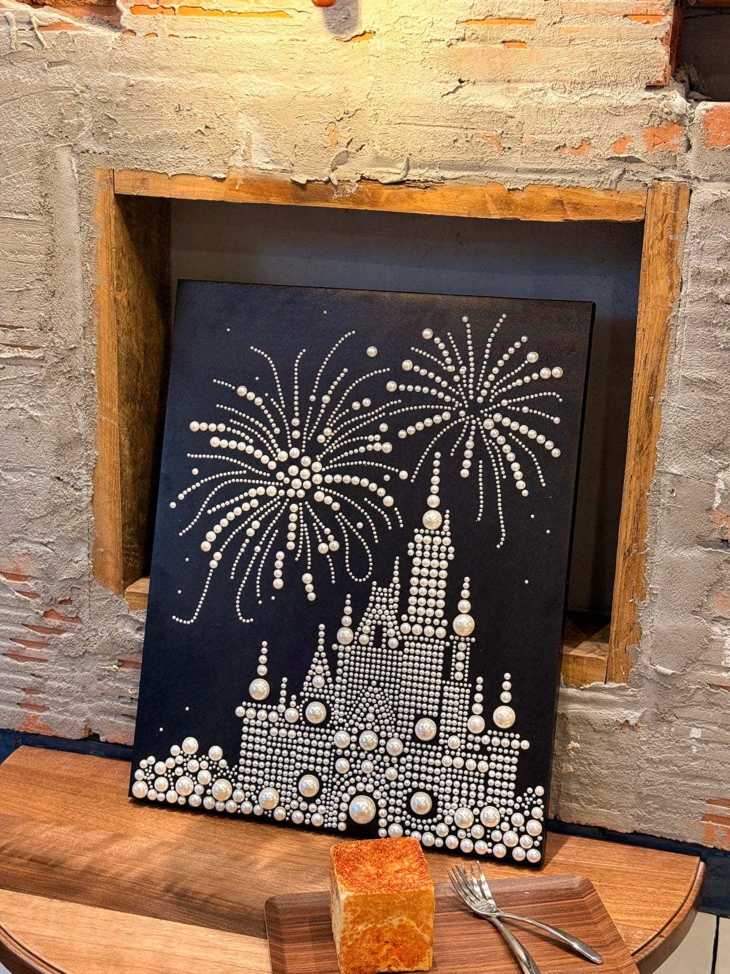 DIY Castle Pearl Painting Kit – Creative Handmade Christmas Tree Wall Art, Elegant Beaded Craft Gift for Girlfriend, Friends, and Holiday Home Decoration (White Building)