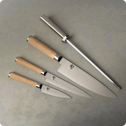 Shun Classic Blonde 5 Piece Starter Block Set, Includes 8" Chef, 3.5" Paring & 6" Utility Knives, Handcrafted Japanese Knife Block Set, Damascus Stainless Steel Cladding, Pakkawood Handle
