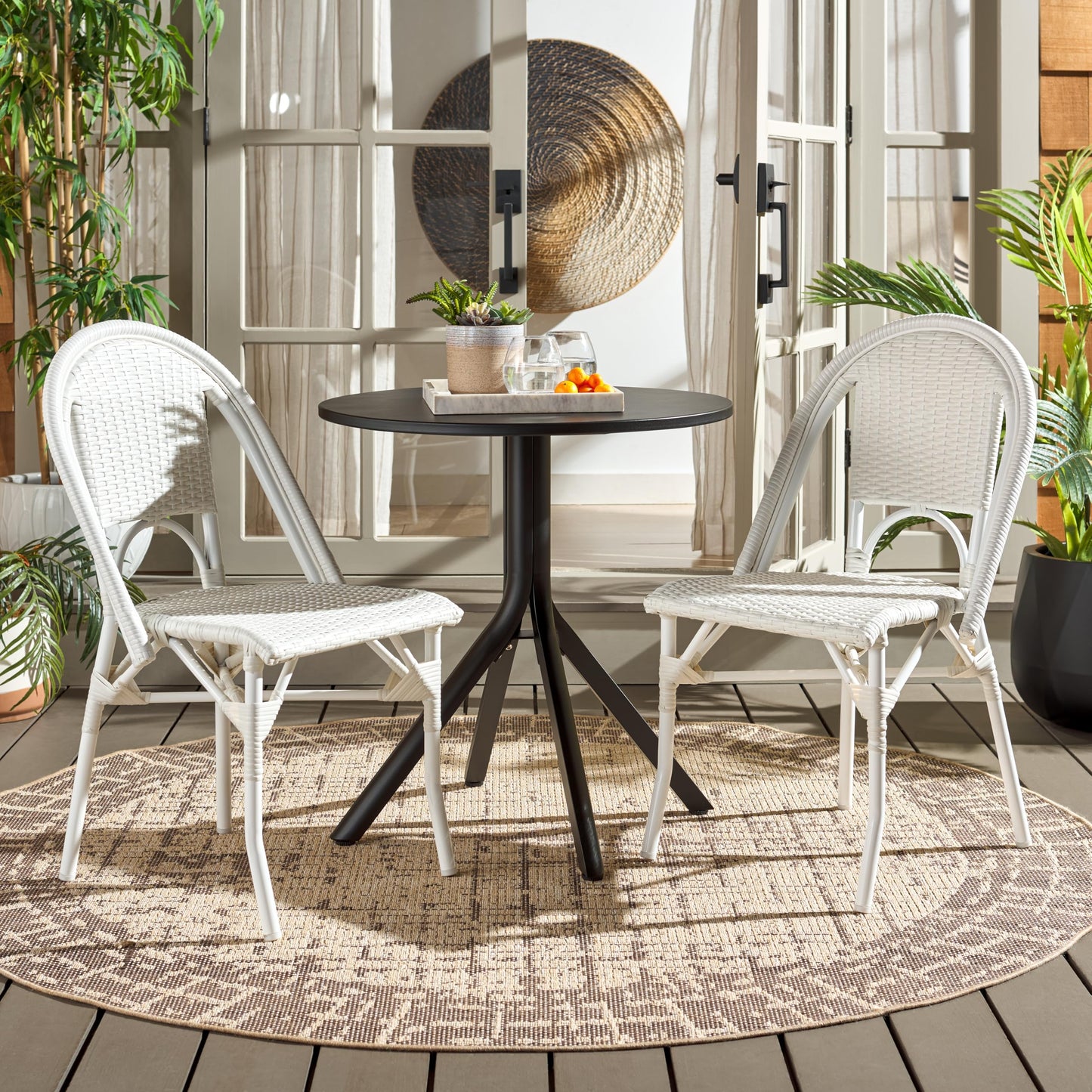 SAFAVIEH Outdoor - Torino Bistro Chair Set of 2 - White - Faux Wicker & Aluminum Frame - Bistro Side Chair Design - Ideal for Patio, Deck, Sunroom, Dining Area, 18" Seat Height (PAT7550C-SET2)