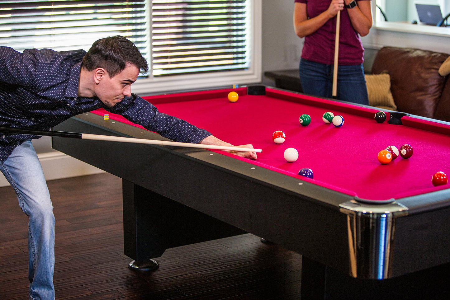 Mizerak Donovan II 8' Billiard Table with 2 Cues, Set of Billiard Balls, Triangle Brush and 2 Chalk