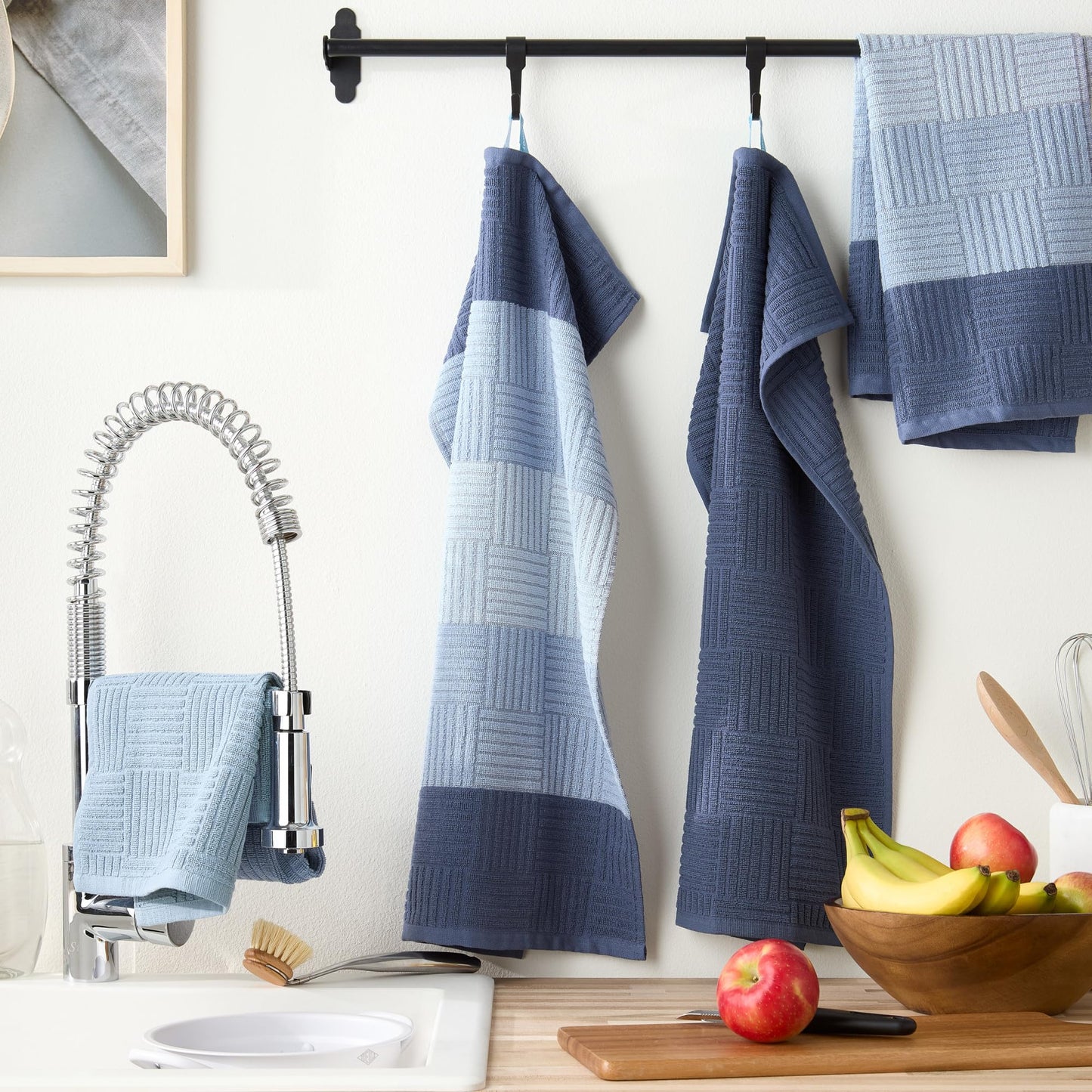 Town & Country Basics Basketweave Antimicrobial Terrycloth Kitchen Towel 4-Pack Set, Absorbent 100% Cotton, Machine Washable, Blue, 16"x28"