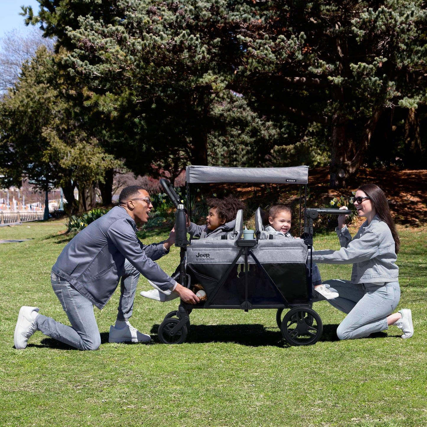 Delta Children - Jeep Aries Stroller Wagon - Premium Wagon for 2 Kids with Convertible Seats, Adjustable Push/Pull Handles, Removable Canopy & Flat Fold - Greenguard Gold Certified, Grey