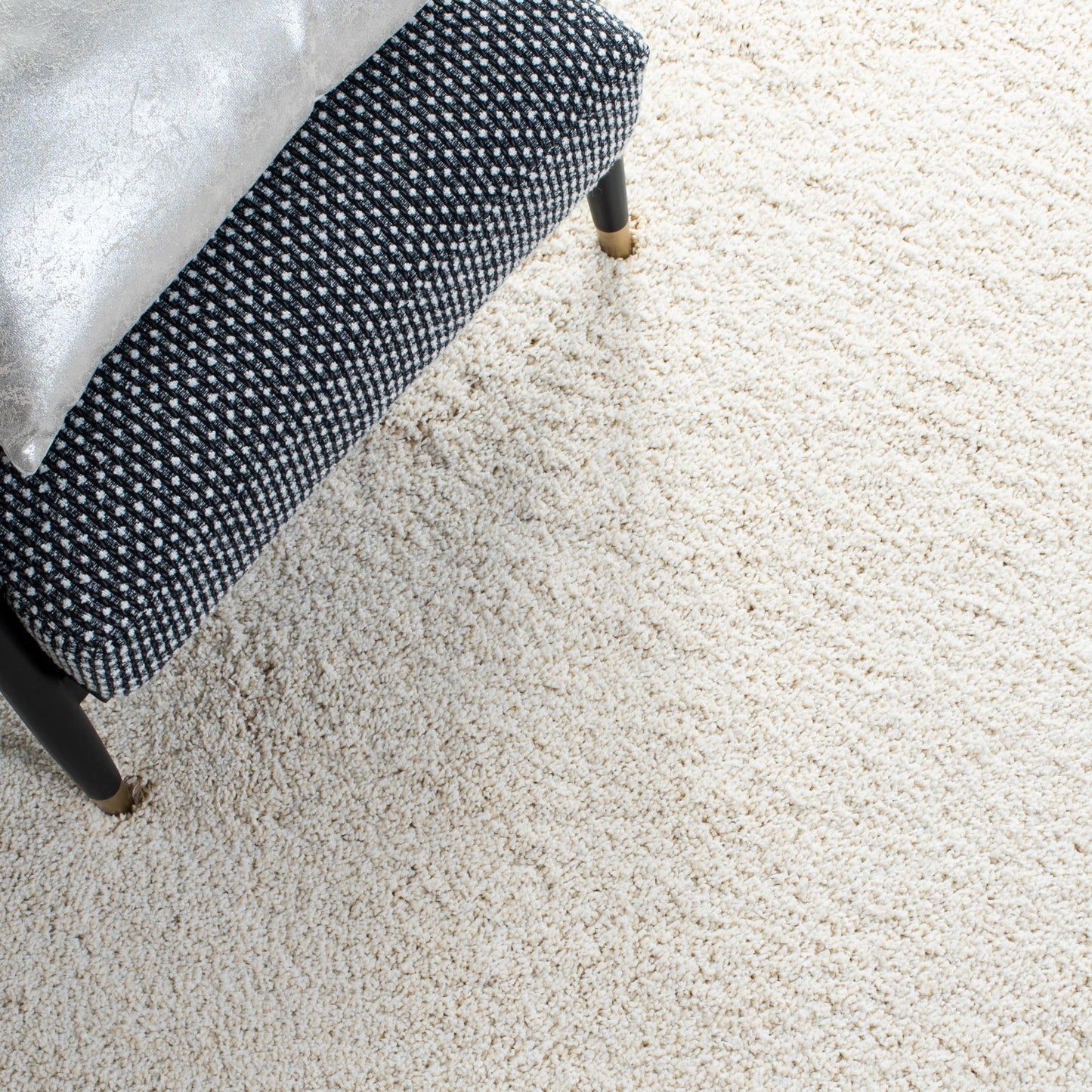 SAFAVIEH Milan Shag Collection Area Rug - 11' Square, Ivory, Solid Design, Non-Shedding & Easy to Clean, Plush Thick Pile, Ideal for Living Room, Bedroom (SG180-1212)