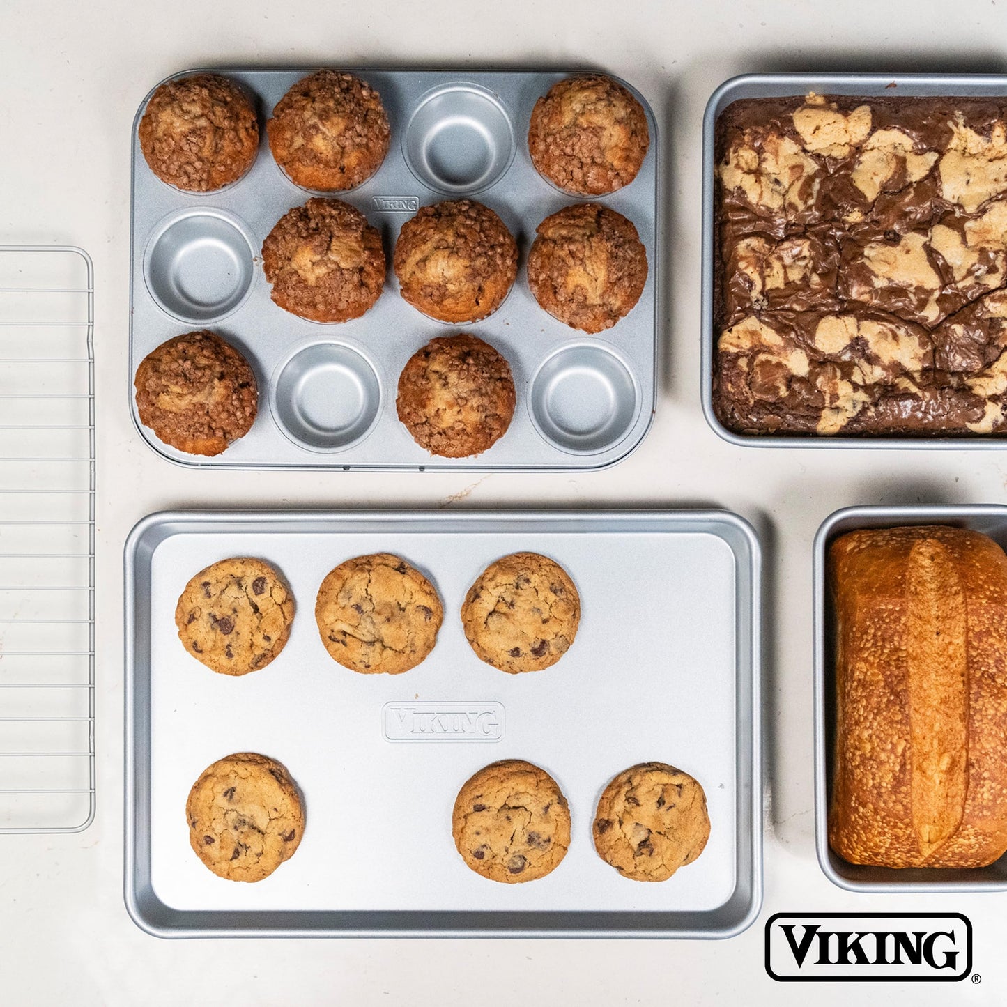 Viking Premium 13 x 9-Inch Nonstick Ceramic Roasting Pan, Made without PFAS, Heavy Gauge Aluminized Steel Baking Pan Sheet with Reinforced Iron Frame, Even Heating Cookware, Oven Safe to 475F, Silver