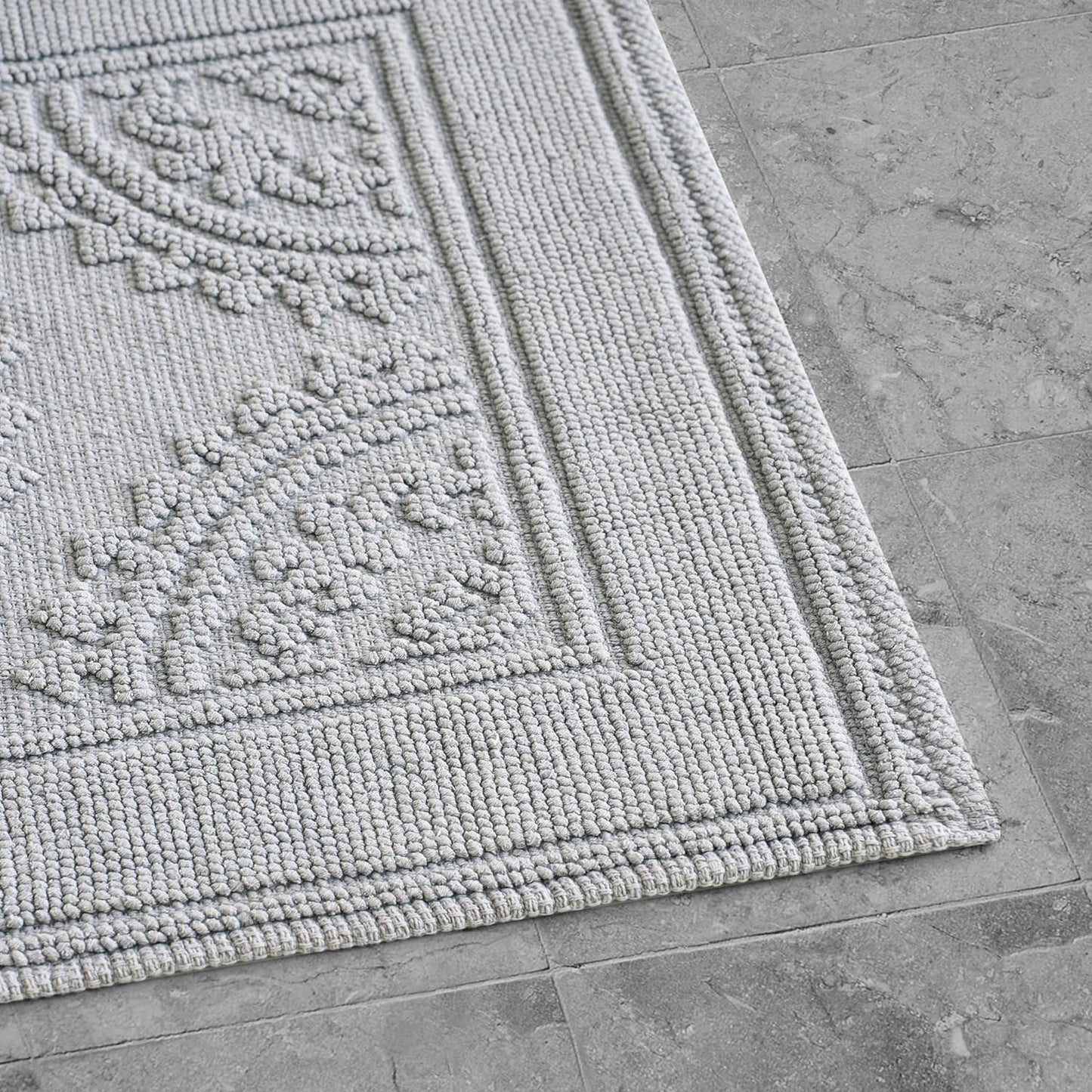 Jean Pierre New York Cotton StoneWash Medallion Bath Rug, 17x24 in., Gray