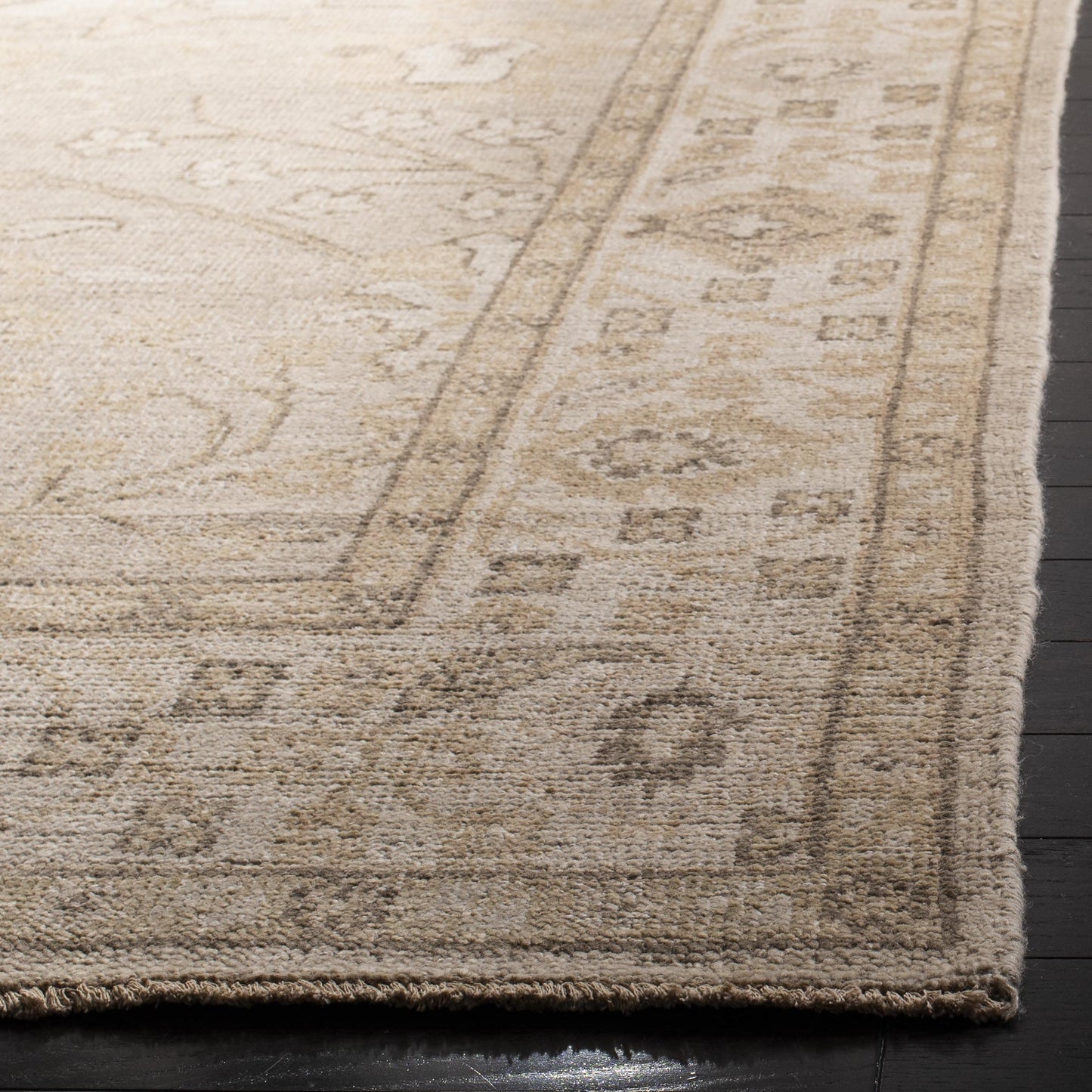 SAFAVIEH Izmir Collection Area Rug - 9' x 12', Gold & Ivory, Hand-Knotted Traditional New Zealand Wool, Ideal for High Traffic Areas in Living Room, Bedroom (IZM134D)