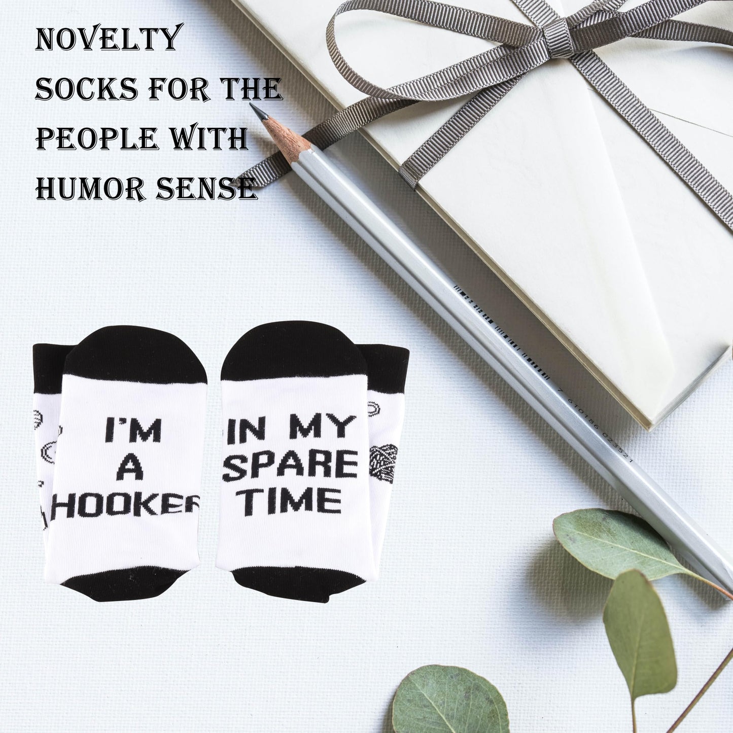 Crochet Gift crocheting Lover Gift I'M A Hooker In My Spare Time Novelty Knitting Crochet Socks Gift for Knitters (US, Alpha, One Size, Regular, Regular, I'M A Hooker)