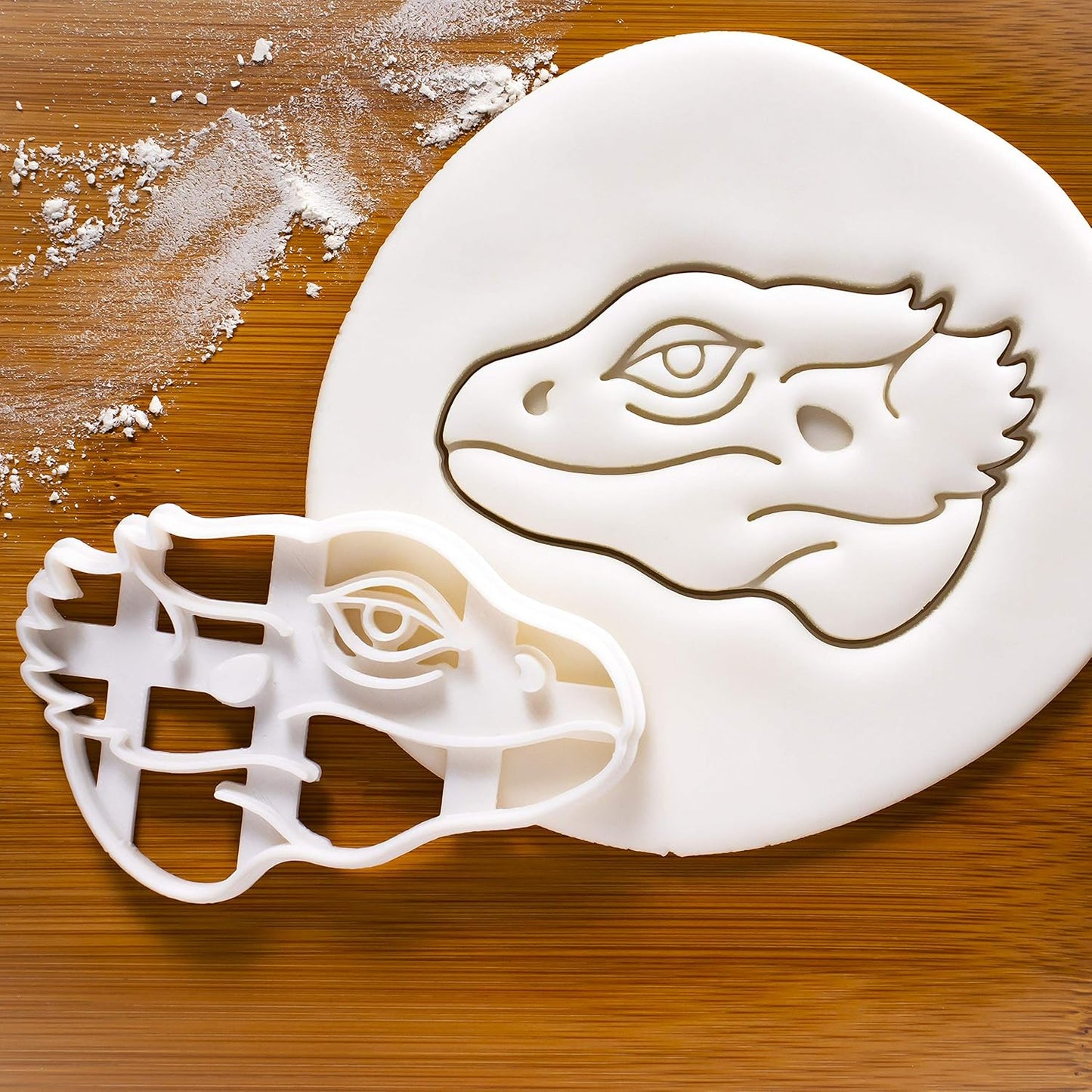 Set of 2 Pogona Bearded Dragon Cookie Cutters, Body and Face Designs, 2 Pieces - Bakerlogy