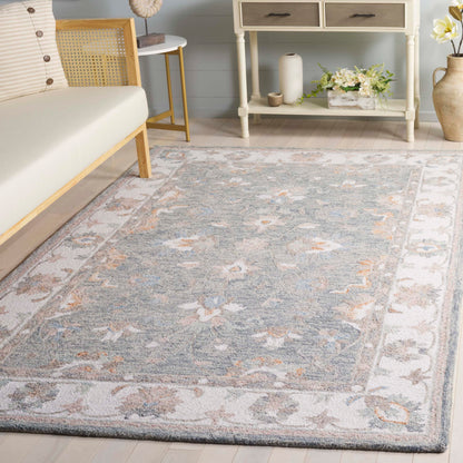 SAFAVIEH Area Rug 8x10 - Heritage Collection - Large - Grey & Ivory, Handmade Wool, Ideal for Living Room, Bedroom, Dining Space (HG125F)