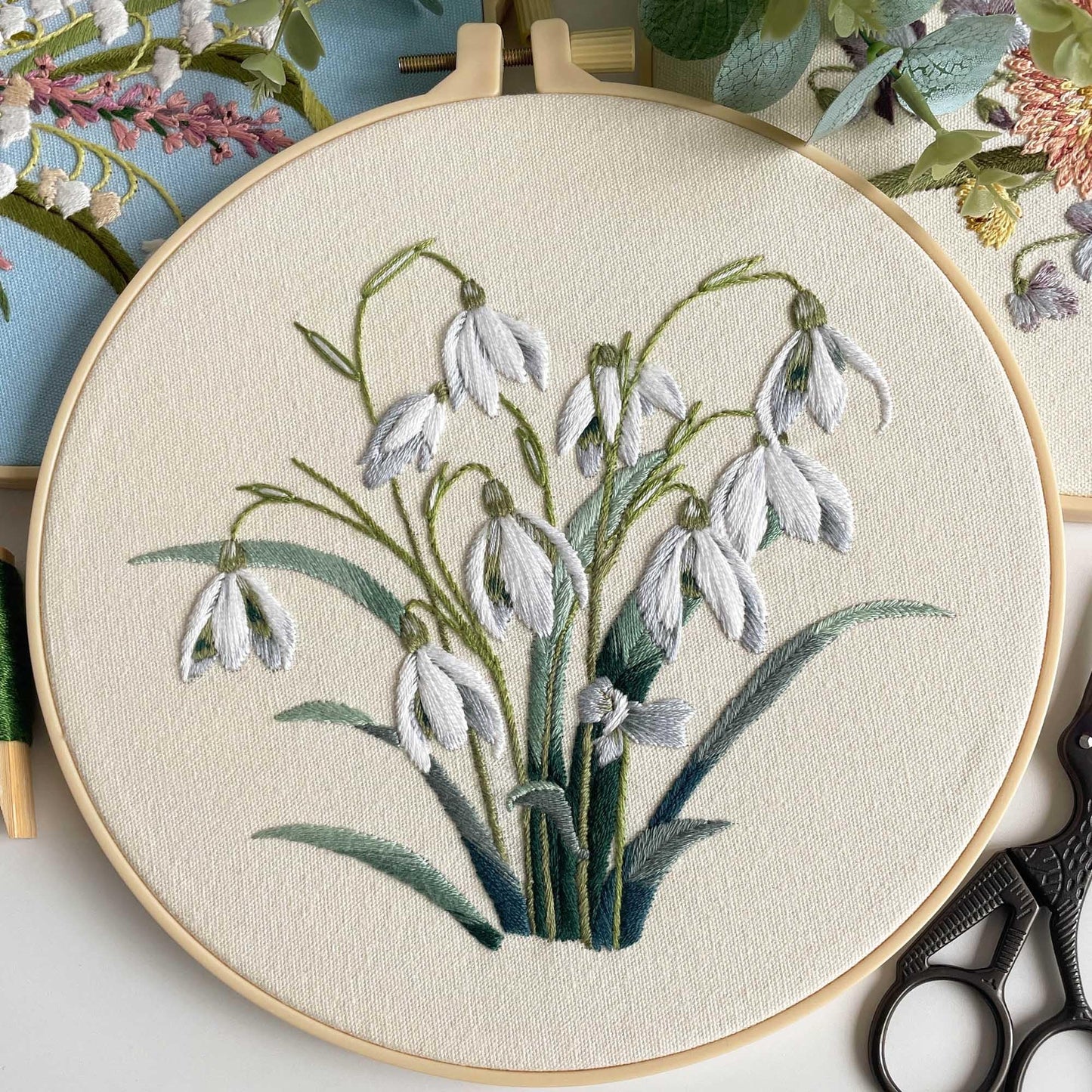Myfelicity Embroidery kit for Adults and Beginners, Includes 3 Floral Pattern Fabrics, 3 Embroidery Hoops, Embroidery Floss and Other Tools.