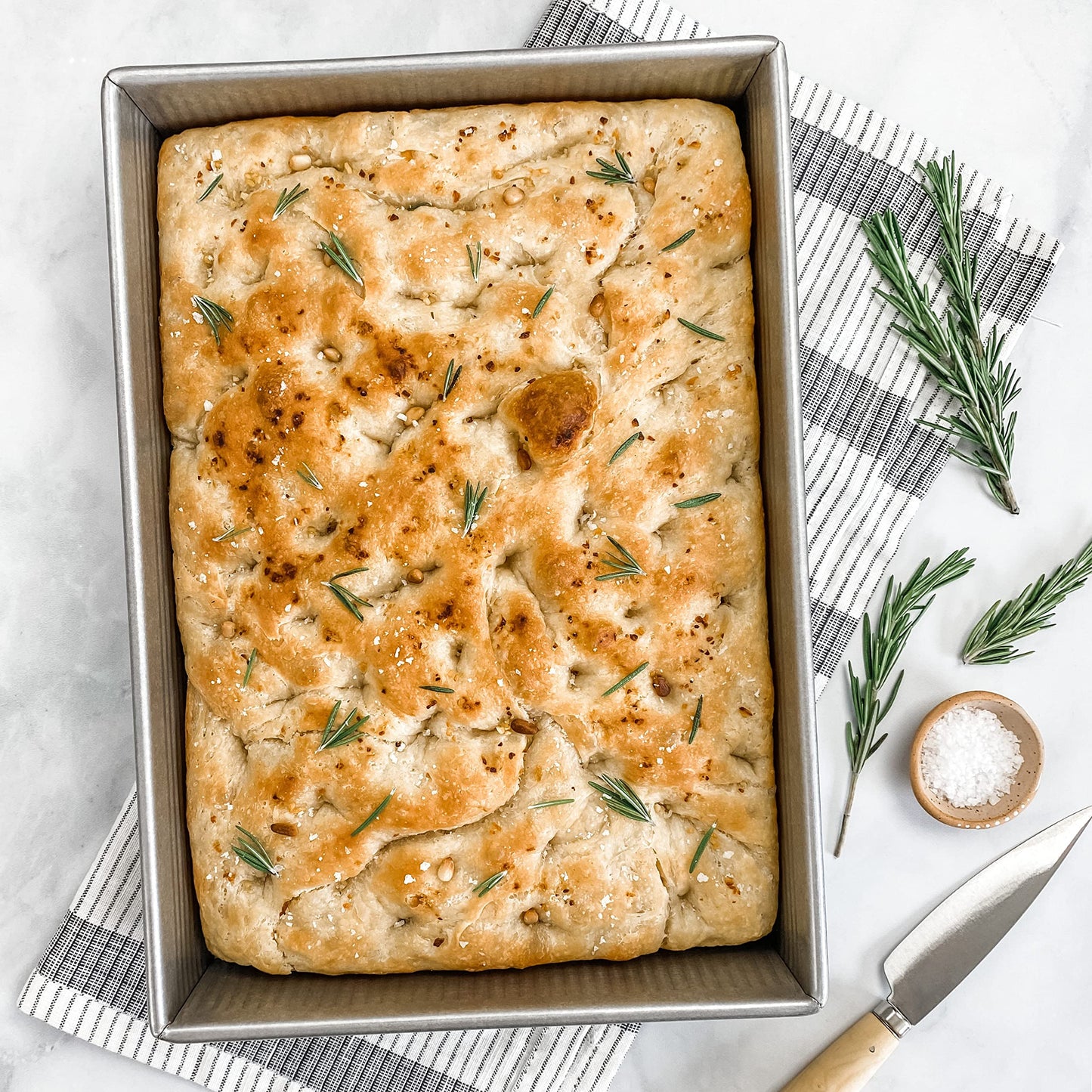 USA Pan Bakeware Rectangular Cake Baking Pan, 9 x 13 inch, Nonstick & Quick Release Coating, Aluminized Steel