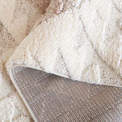 SAFAVIEH Area Rug 8x10 - Moroccan Tassel Shag Collection - Large - Ivory & Beige, Non-Shedding & Easy to Clean, Plush High-Low Texture, Ideal for Living Room, Bedroom, Dining Space (MTS688B)