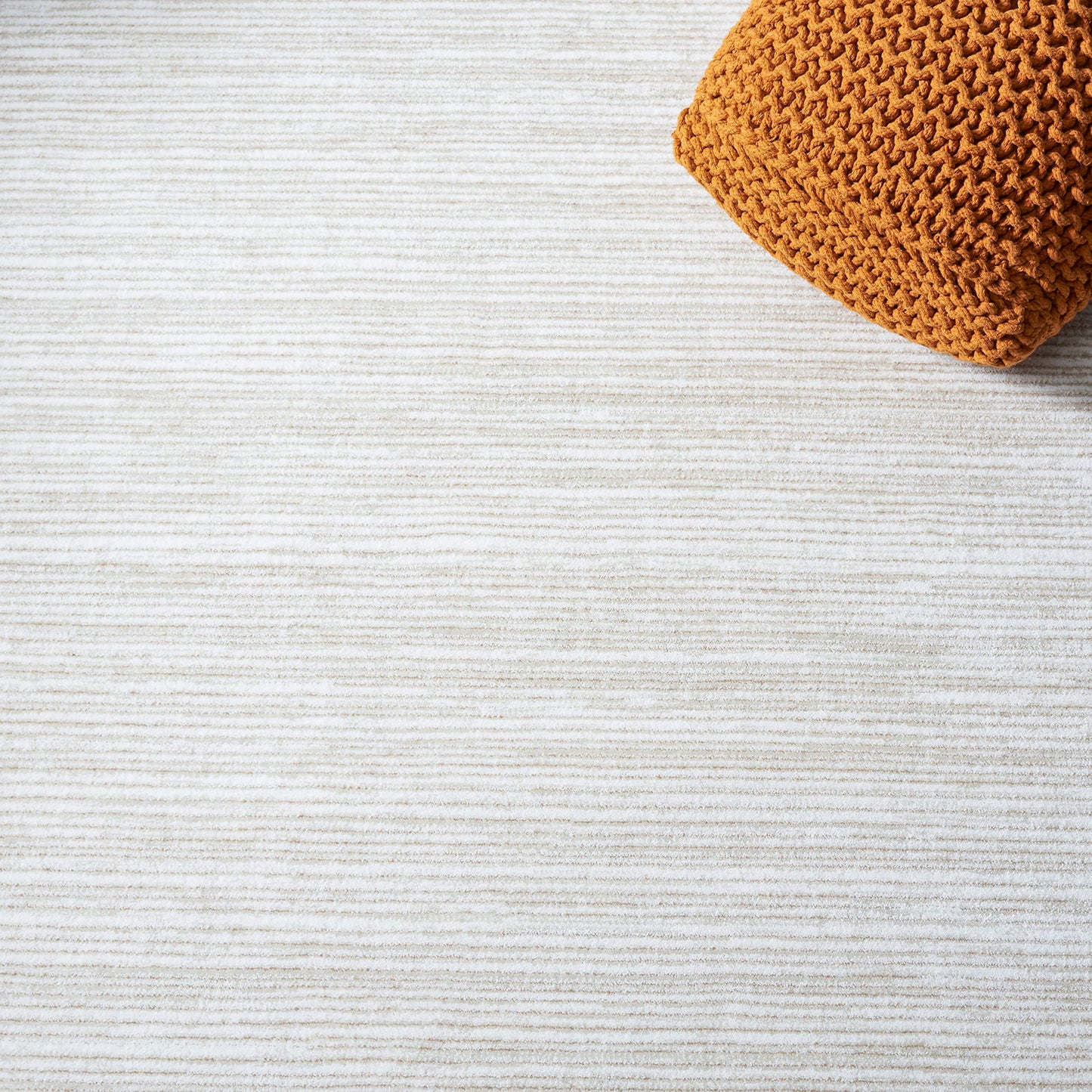 SAFAVIEH Area Rug 10x14 - Vision Collection - Large - Ivory, Modern Ombre Design, Non-Shedding & Easy to Clean, Ideal for Living Room, Bedroom, Dining Space (VSN606J)