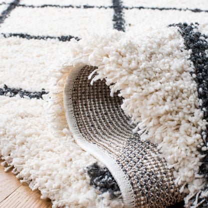 SAFAVIEH Area Rug 8x10 - Hudson Shag Collection - Large - Ivory & Dark Grey, Trellis Pattern, Non-Shedding & Easy Cleaning, Plush Thick Pile, Ideal for Living Room, Bedroom, Dining Space (SGH222C)