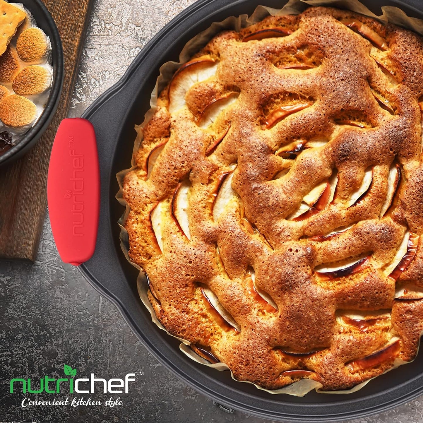NutriChef Non Stick Round Cake Pan, 9.68 Inch Metal Bakeware with Silicone Handles, Easy-to-Clean, Dishwasher Safe