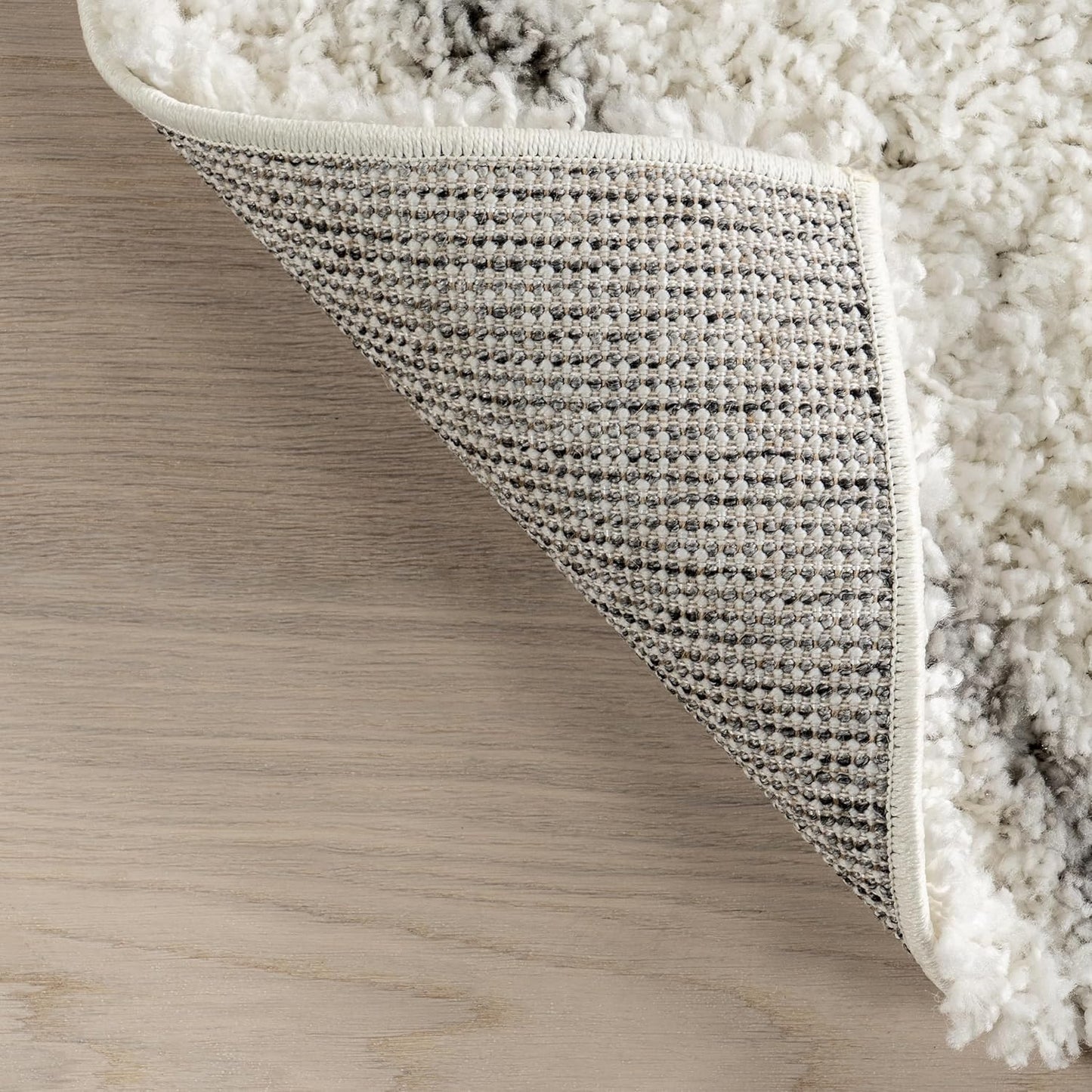 nuLOOM 2x3 Tess Moroccan Shag Area Rug, Modern/Contemporary White/Grey Accent Rug for Living Room, Bedroom, Nursery