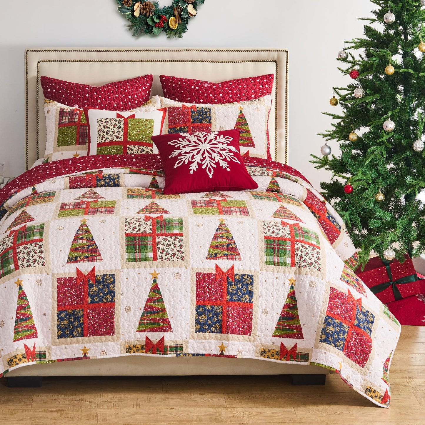 Greenland Home Fashions Deck The Halls Novelty Holiday Quilt Set, 2-Piece Twin/XL
