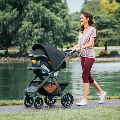 Chicco Bravo® Sport Trio Travel System | Iron