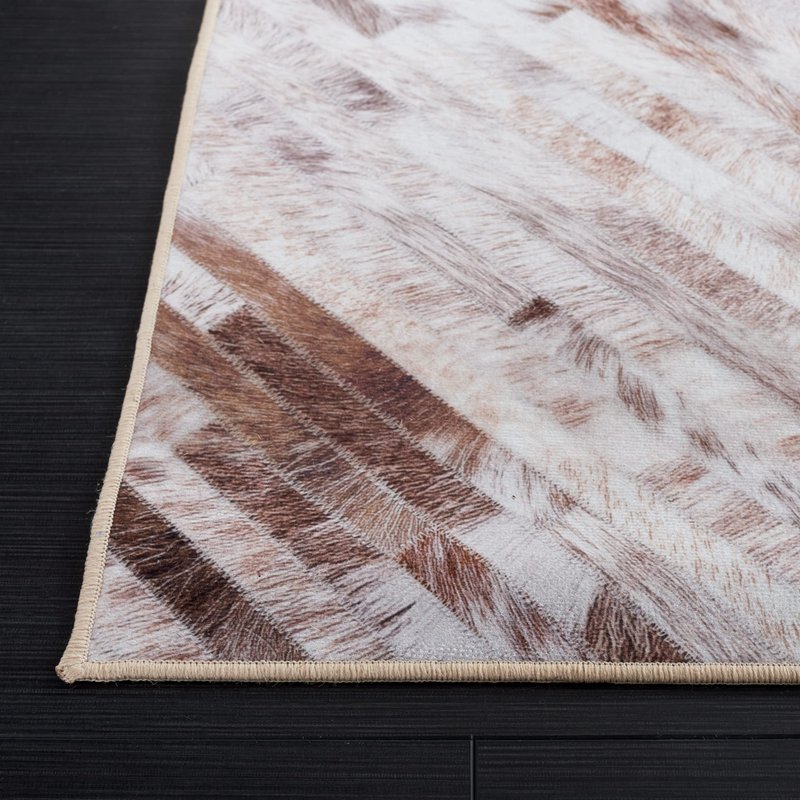 SAFAVIEH Washable Rug Faux Hide Collection - 6' x 9', Beige & Brown, Slip Resistant, Western Rustic Decor, Printed Pattern, Ideal for Living Room, Bedroom, Home Office, Dining Space (FAH526A)