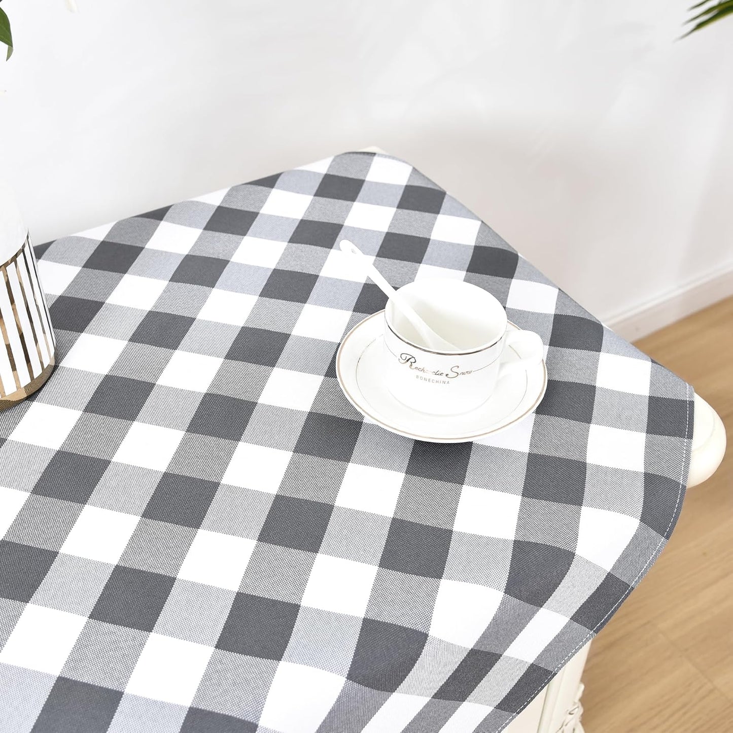 2 Pack 24x24 Inch Wolkemer Small Square Tablecloth Farmhouse Checkered Grey and White Gingham Nightstand Table Cloth