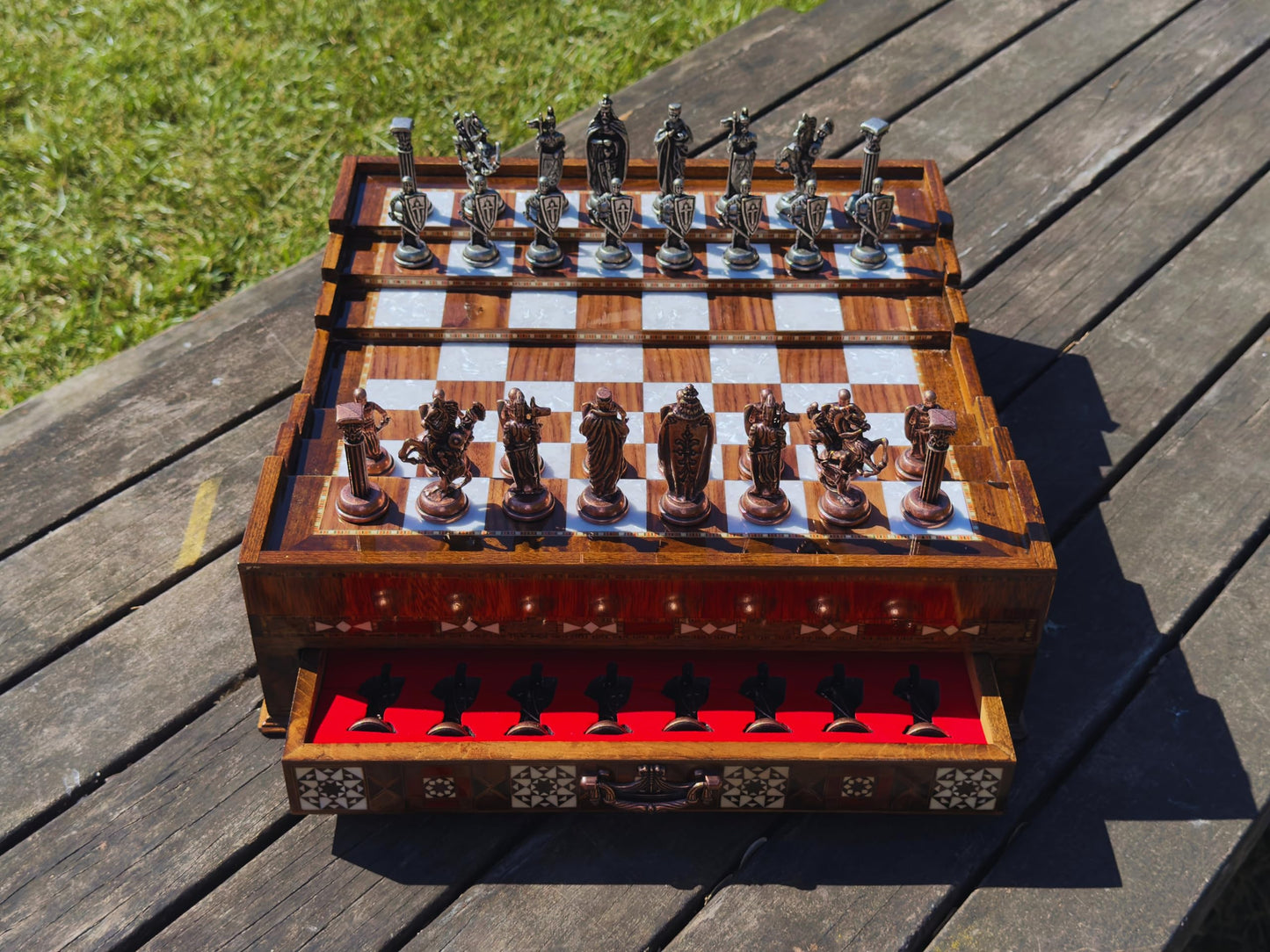 Luxury Handmade Wooden Chess Set with Metal Pieces – Large Walnut & Rosewood Chess Board with Storage Drawers – British Style Chess Pieces for Father’s Day, Birthday, or Christmas
