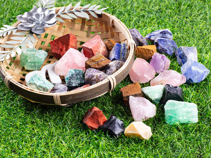 UU UNIHOM 3 lbs Bulk Rough Madagascar Stones Mix Large 1" Natural Raw Stones Crystal for Tumbling, Cabbing, Fountain Rocks, Decoration,Polishing, Wire Wrapping, Wicca Reiki Crystal Healing