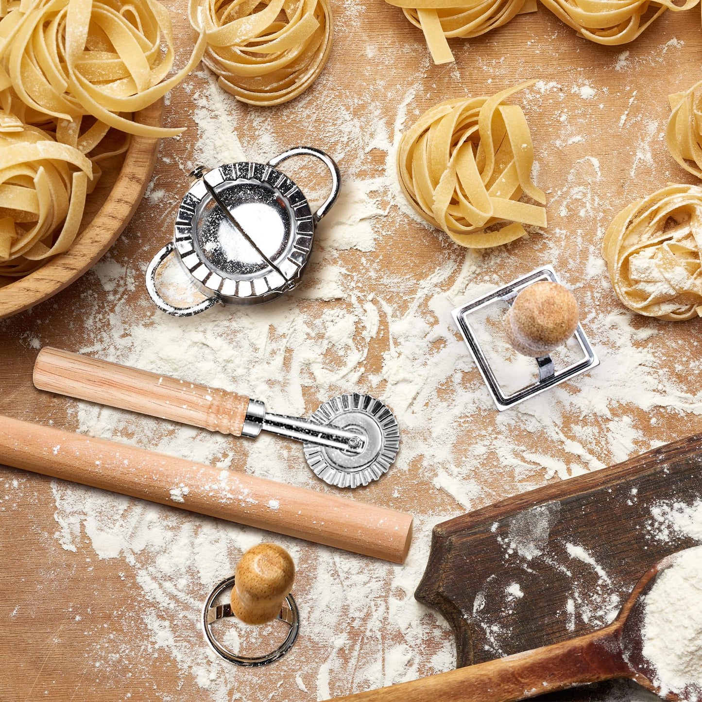 8 Pieces Ravioli Mold Set, ravioli cutter, Ravioli Maker Cutter with Roller Wheel, Ravioli Cutter Set with Wooden Handle, Pasta Making Kit for Ravioli Press Mold. Suitable for home and restaurant us