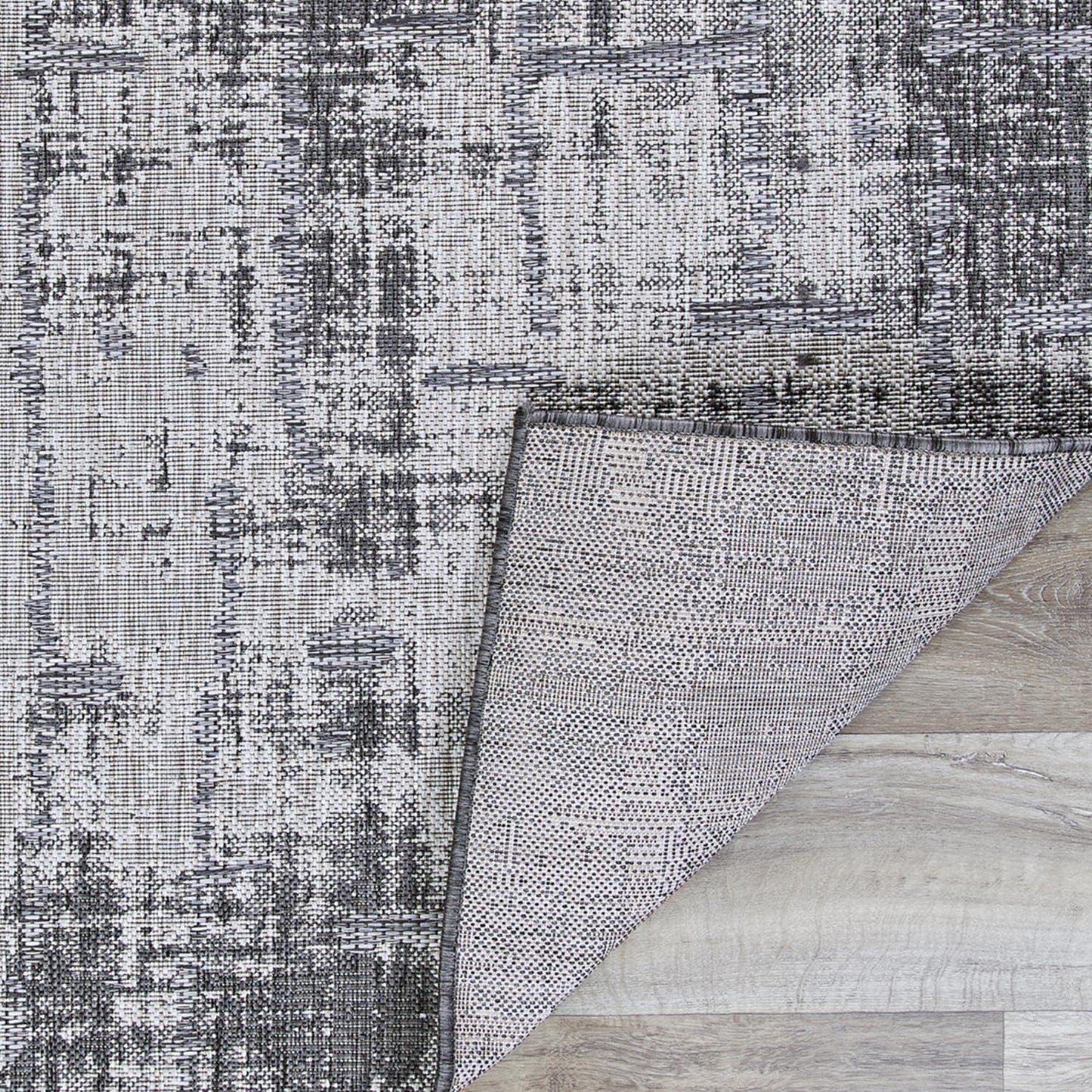 Couristan Charm Tiverton Area Rug, 2'2" x 4'3", Anthracite-Light Gray Indoor/Outdoor Rug