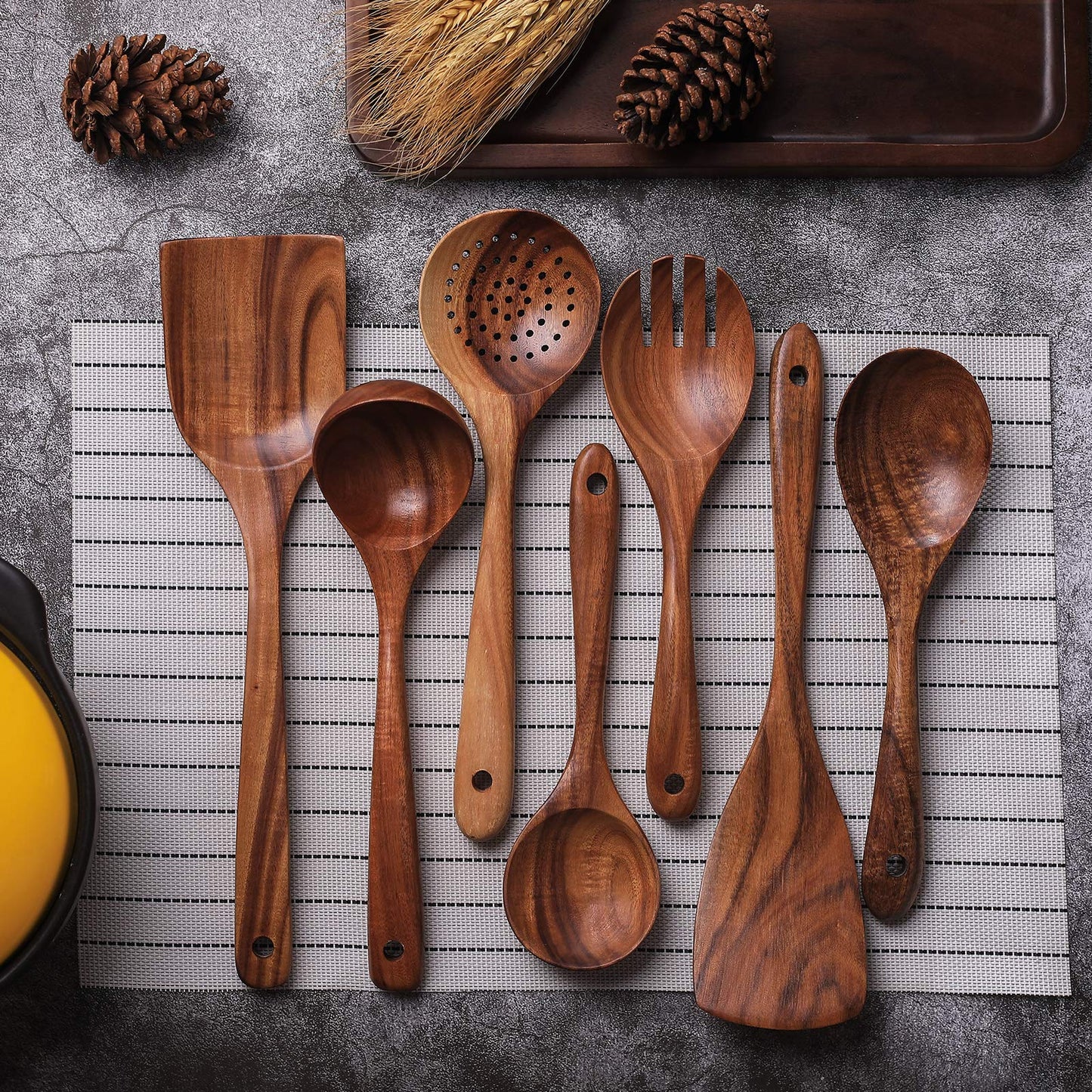 Wooden Non-Stick Kitchen Pan Toolset 7 Pieces Set, Natural Kitchen Utensils Spatula, Wooden Cooking Utensils Spoons, Fried Spatula and Salad Fork